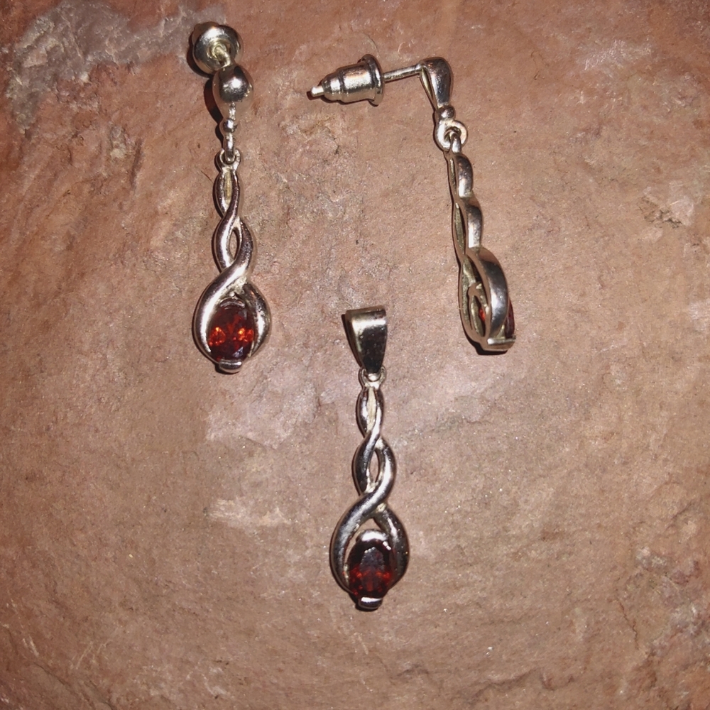 Garnet stone earrings and pendant matching set in sterling silver
